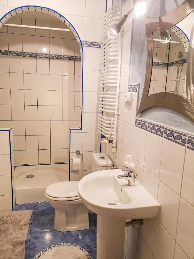 Feels Like Home Metro Zacisze Варшава Экстерьер фото